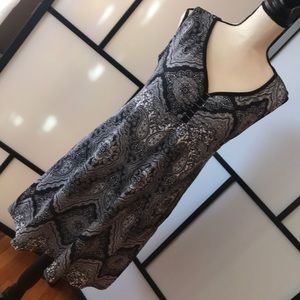 Comfy dress with built in bra. Great for summer 🖤